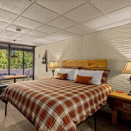 יוריקה ספרינגס Stonegate Lodge Bed, Wifi, 50In Roku Tv, Salt Water Pool Room #109 מראה חיצוני תמונה